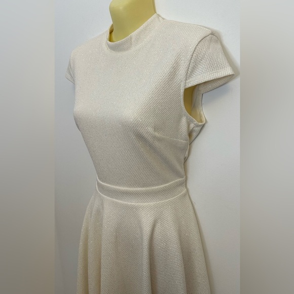 City Studio Sparkly White Capsleeve Mini Dress size 5 - Picture 4 of 9
